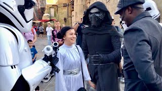 Princess Leia encounters First Order Lieutenant then this happened