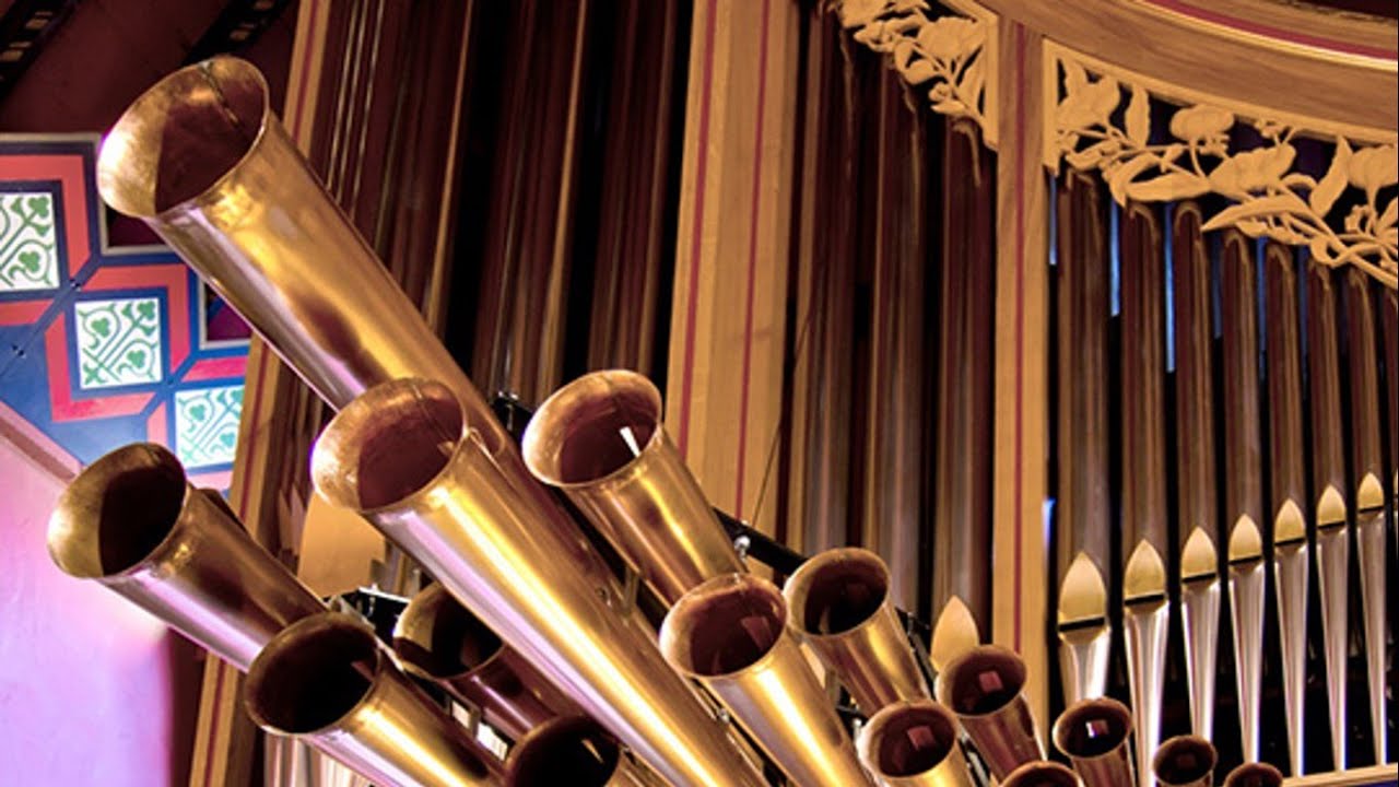 'Praise the Lord with Drums and Cymbals' (Festliche Musik alla Handel) by Sigfrid Karg Elert, organ 'Praise the Lord with Drums and Cymbals' (Festliche Musik alla Handel) by Sigfrid Karg Elert, organ