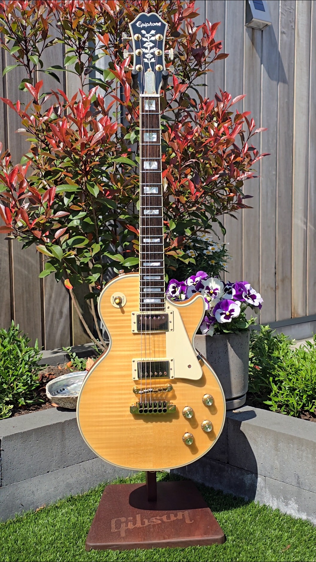 Epiphone Les Paul 100th Anniversary - YouTube
