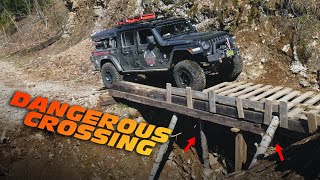 Dangerous Crossing | Jeep Gladiator & Toyota 4runner Crazy OffRoad Adventure