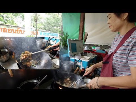 วิธีทำกระทงอาหารปลา กระทงอาหารปลาแฟนซี กระทงข้าวโพด โดยใช้น้ำเปล่าเป็นตัวเชื่อมให้ติดกัน เป็นกระทงรั. 