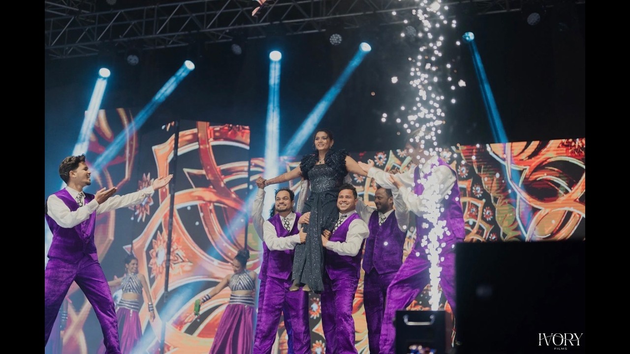 Best BROTHER-SISTER DUO I Bollywood Sangeet Performance I What Jhumka, Do Dhaari Talvaar