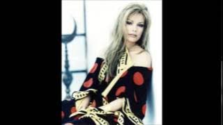 Ajda Pekkan - Olanlar Oldu Bana