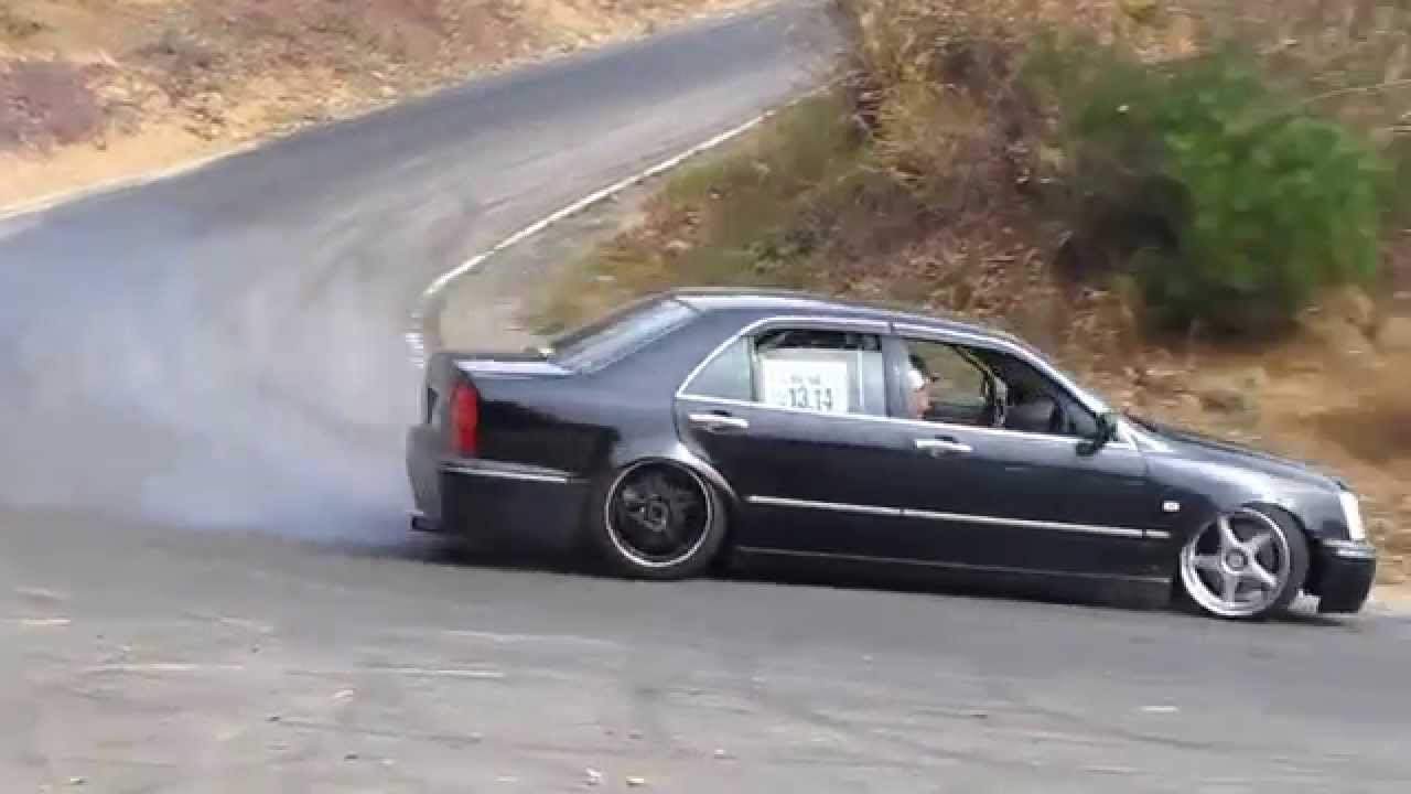 Toyota progres stance