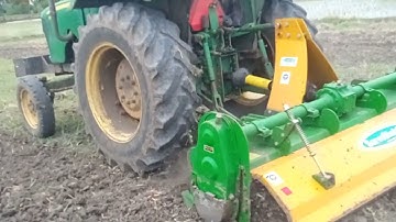 7Feet  rotovator  sarvasakthi 32 blade 2wd jd 5045 working on dry land