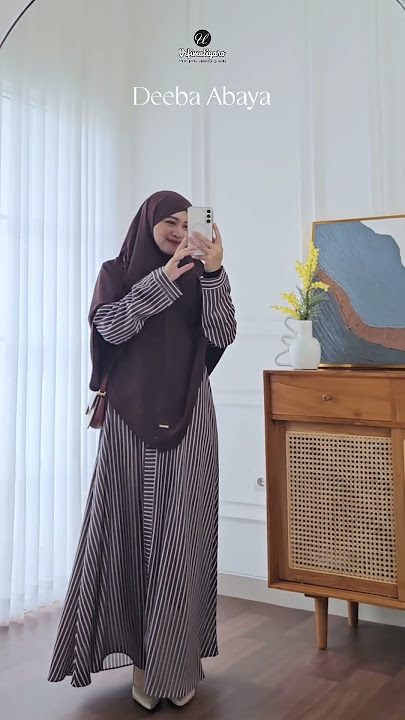deeba abaya & Khimar bandana by urfimutiyaro 085746645167