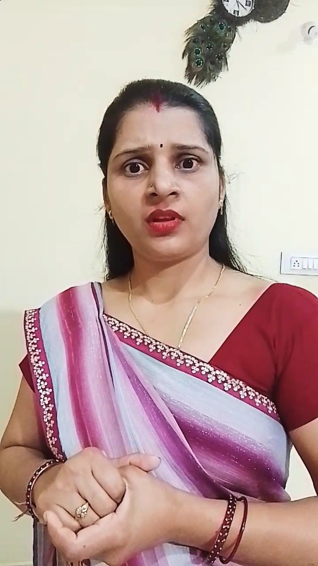 5 करोड़ से कम नहीं लूंगी #comedy #fun #husbanwifecomedy #youtube #shorts