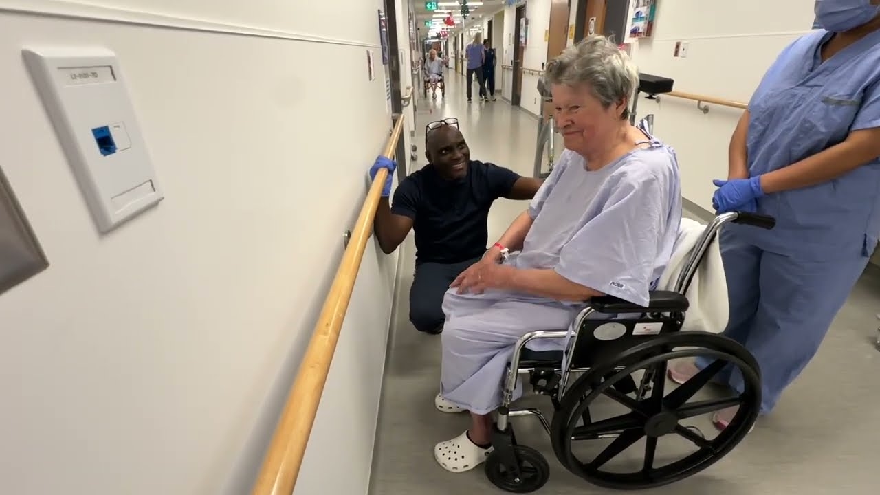 Любимый мамин физкультурник Хамид вернулся! Он заставит маму стоять на ногах!