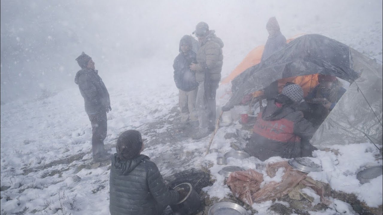 Inside Dolpa’s Coldest Region | A Family’s Real Experience Living in Nature, Caves & Tents🌧️🌧️🌧️
