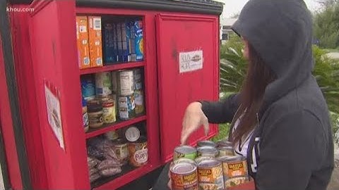 Neighbors in Alvin set up community fridge, 