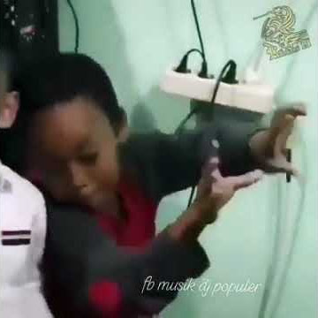 Goyang remas 🤣🤣🤣 santuy dek