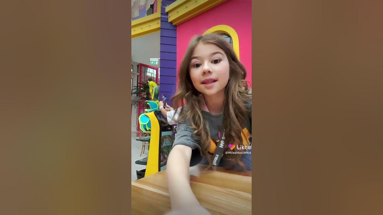 Настя кош принцесса клип. Настя кош такая как есть. Песни я сама себе принцесса. Песни я сама себе принцесса. Настя кош принцесса клип.