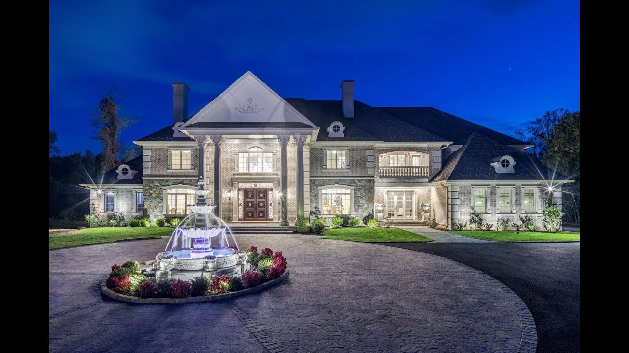 Stately Manor in Great Falls, Virginia Sotheby's International Realty