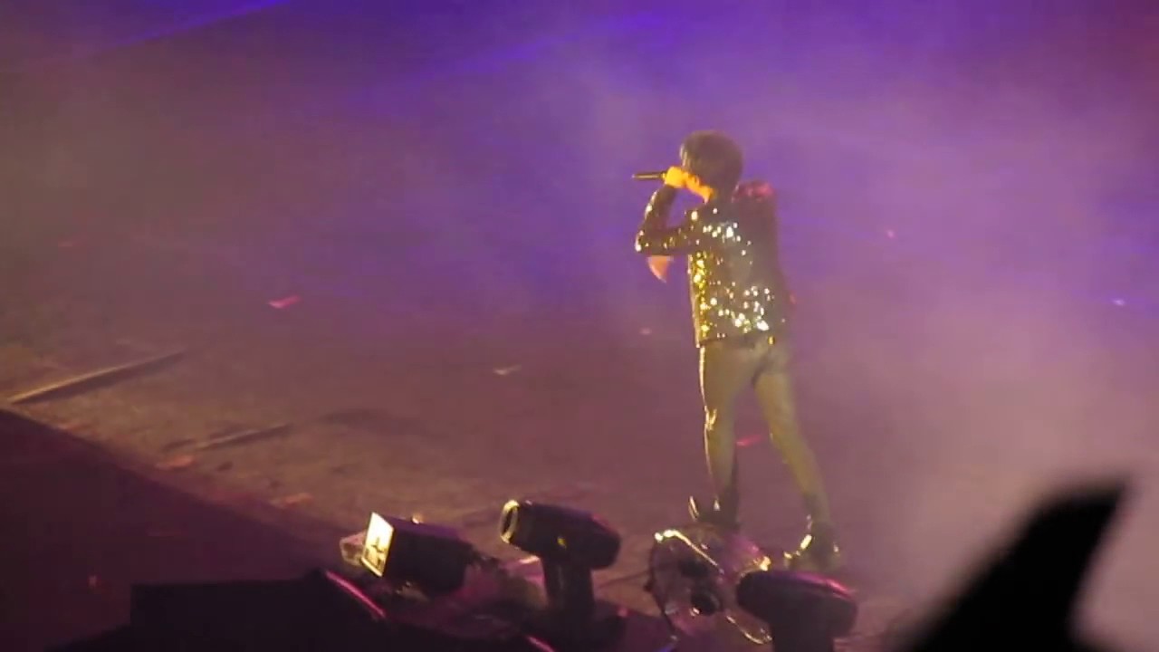 [170311] BTS The Wings Tour in Chile - First Love (Suga Solo) HD Fancam - YouTube