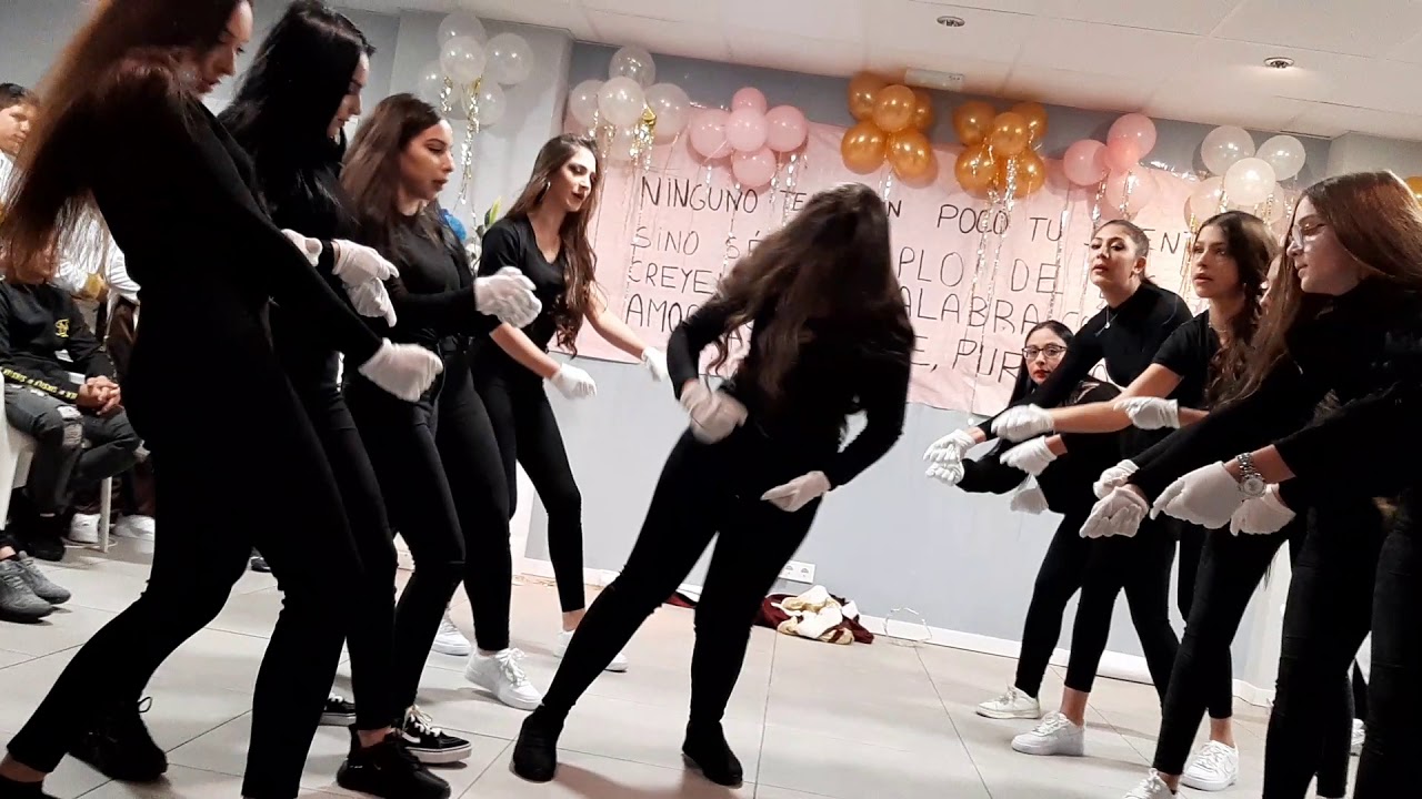 Danza niñas grandes escuela dominical