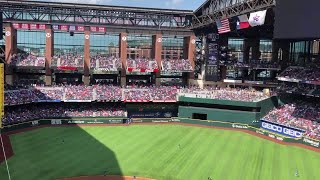 A 30-second panoramic tour of the crowd at Globe Life Field