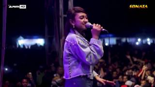 JIHAN AUDY - AKU SAYANG BANGET SAMA KAMU - OM SONATA LIVE KELUTAN NGRONGGOT NGANJUK 2018