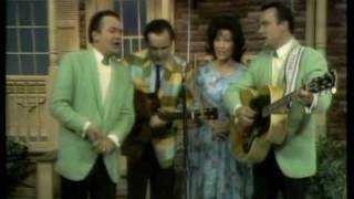 Watch Loretta Lynn Ill Fly Away video