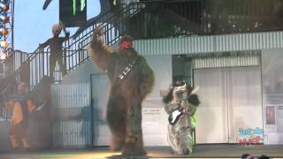 Chewbacca and an Ewok dance to Guns n Roses at Disney's Star Wars Weekends 2011