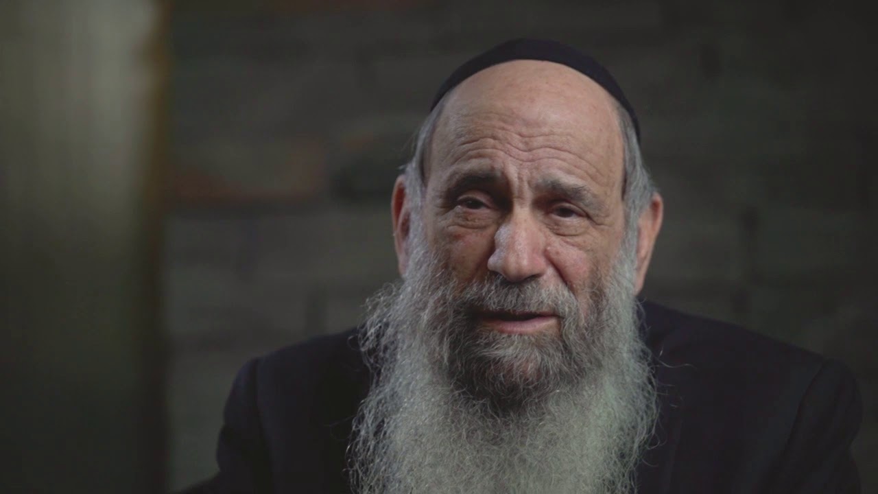 The Secret to a Meaningful Simchas Torah From Rabbi Chaim Mintz