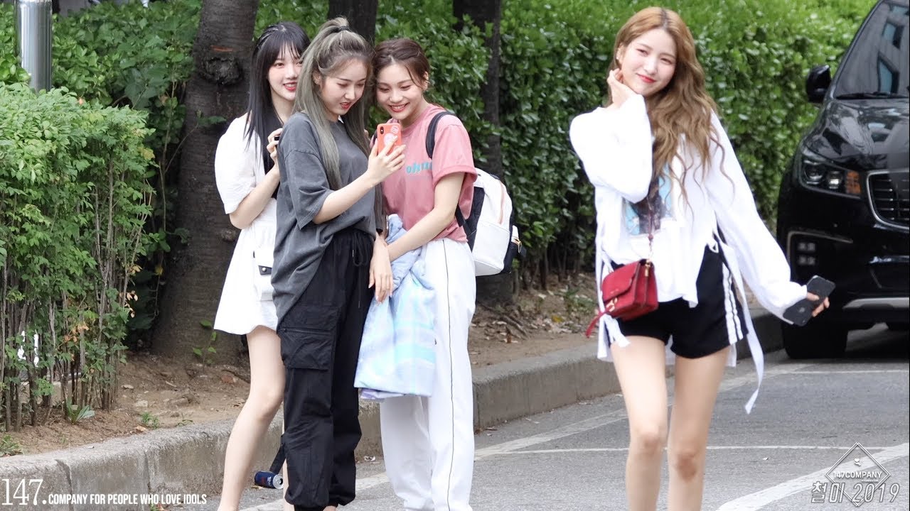 GFRIEND full 여자친구 전체 190712 4k BY 147Company 뮤뱅퇴근길 직캠 fancam