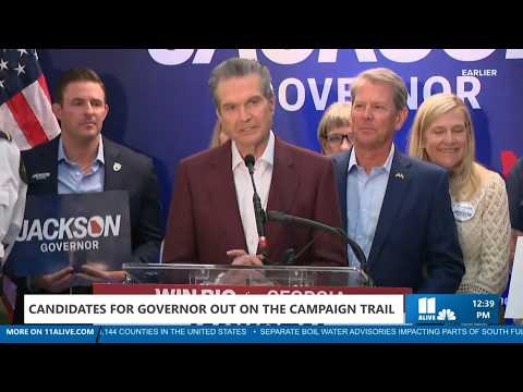 Rick Jackson addresses voters before early voting