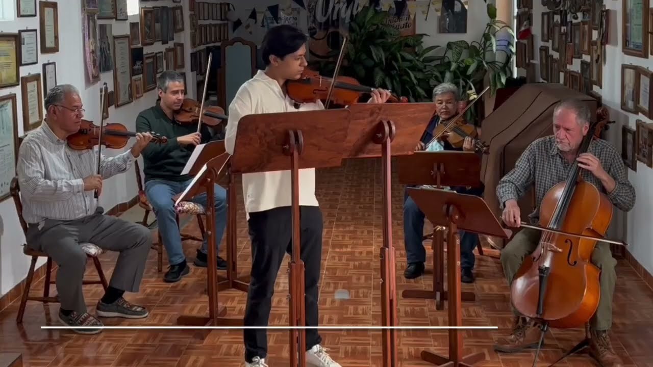 Cuarteto Juventino Rosas (Ft. Solista: Manuel Morales) - Concierto en sol menor de A. Vivaldi
