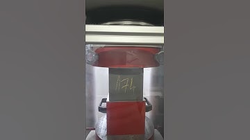 Compressive strength test of UHPC