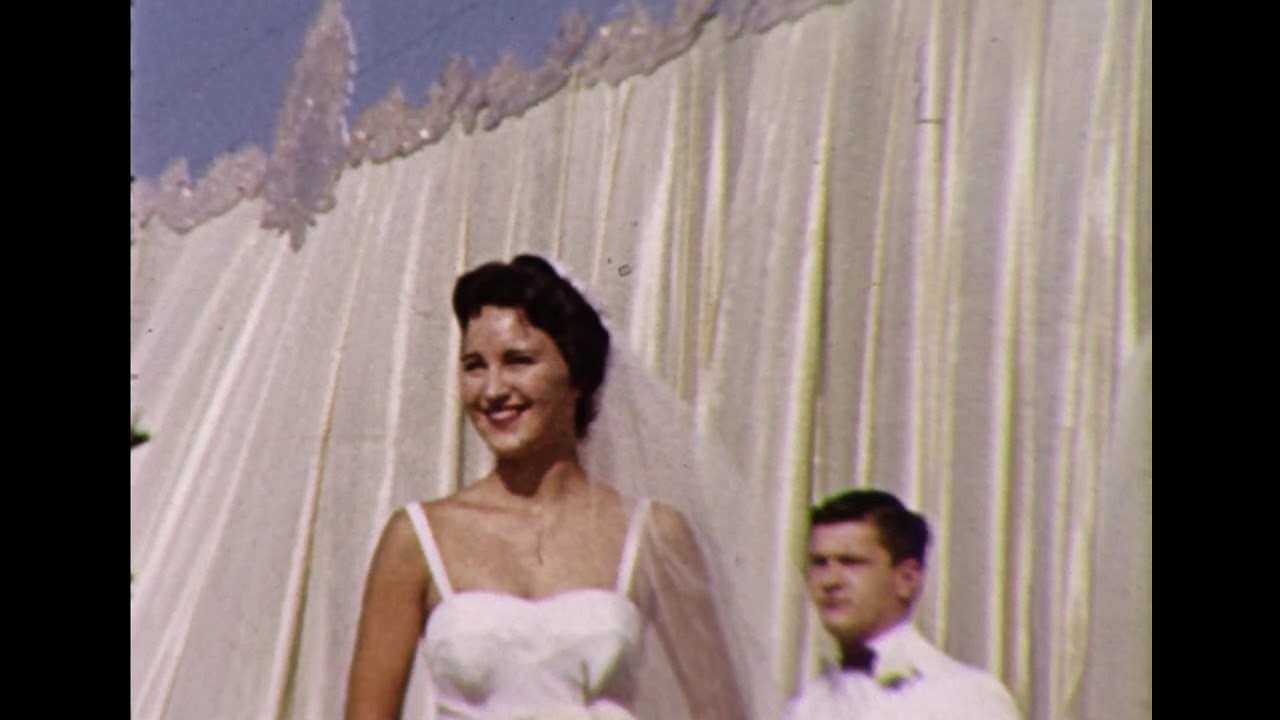 camera iphone 8 plus apk Poolside Beauty Pageant 1958