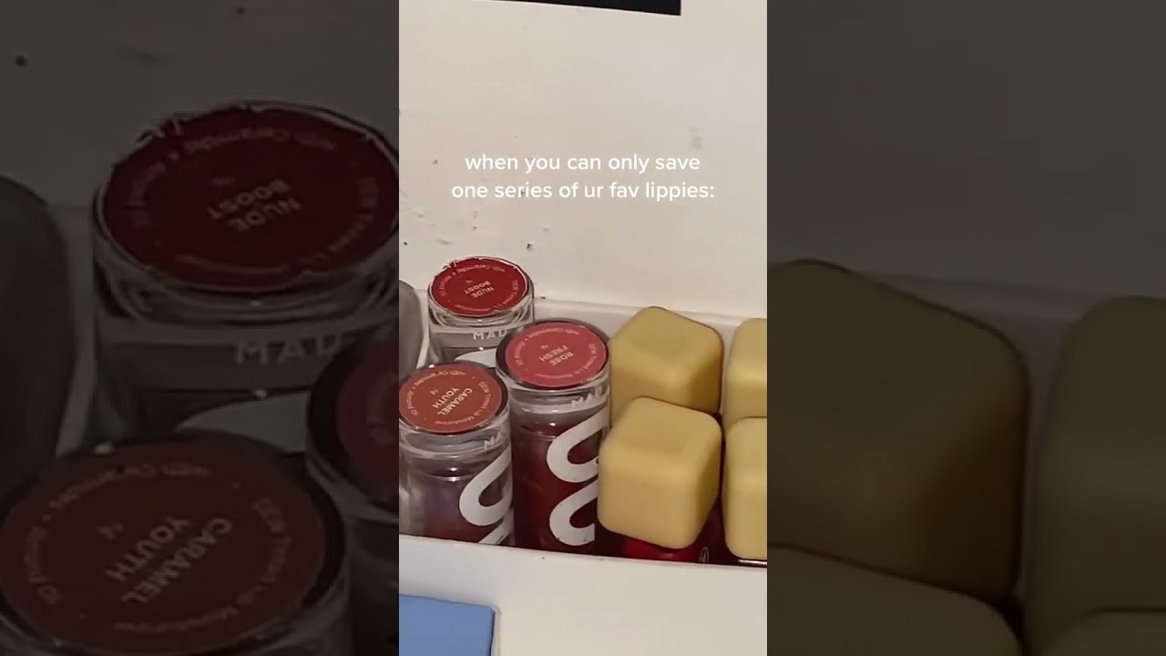Watch Disuruh pilih lip product, pasti pilih tinted lip balm Dew+ sih 🙏🏼 on YouTube Watch Disuruh pilih lip product, pasti pilih tinted lip balm Dew+ sih 🙏🏼 on YouTube