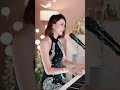 身材火辣 漂亮迷人美女唱歌 弹奏钢琴曲#小小的太阳#音乐#中文歌曲 #美女#钢琴曲#美女聊天#唱歌#弹钢琴#Music# Beauty# Piano Music # Playing the Piano