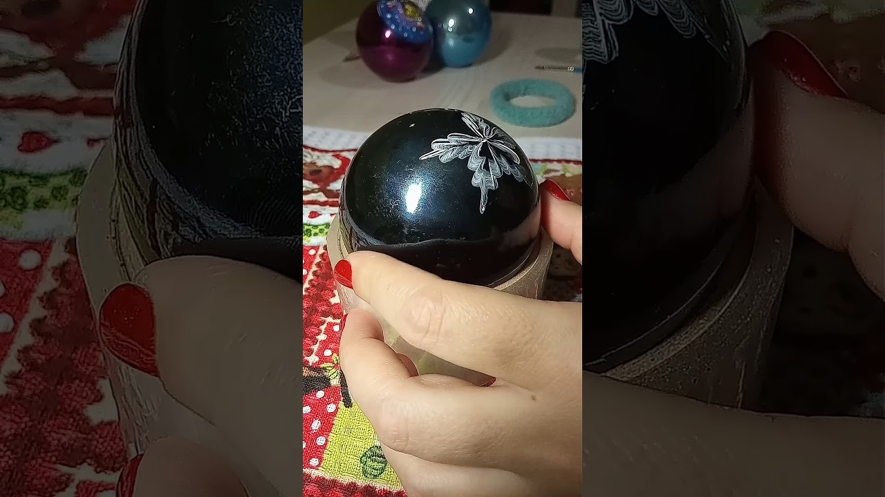 Роспись шарика на елку🌲🌲🌲акриловыми красками