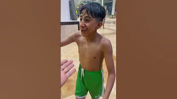 ولد خالتي اتعاركو بل مسبح 