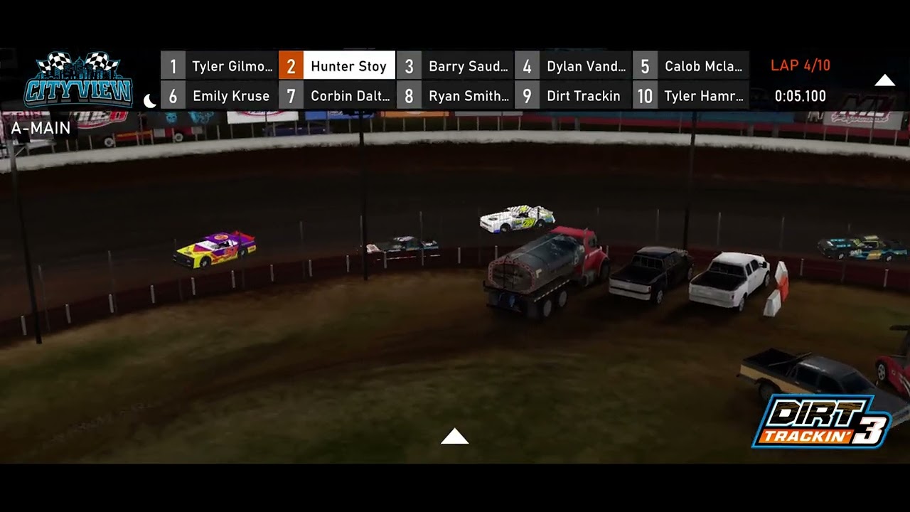 Dirt Trackin’ 3 Career race 1!