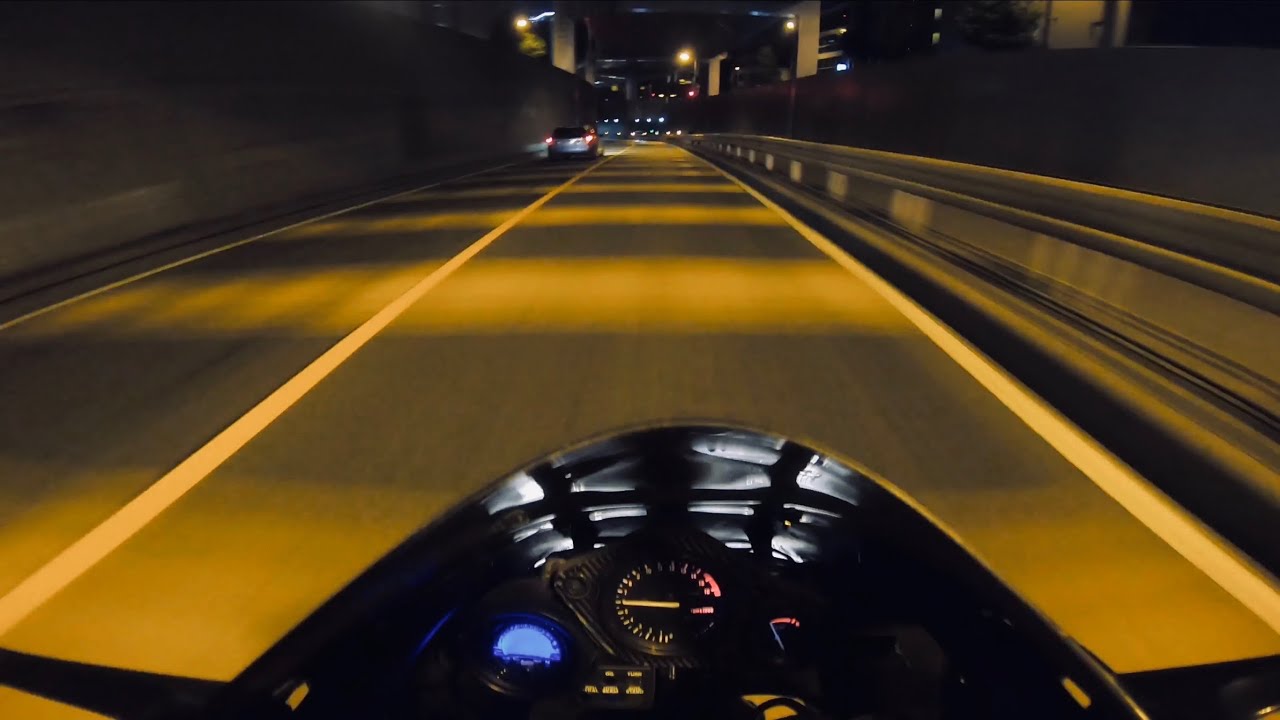 RVF400 NC35 V4 Sound | Tokyo Night Ride