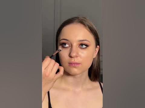 Видео-урок создания простого, эффектного макияжа. #макияж #обучалка # ...