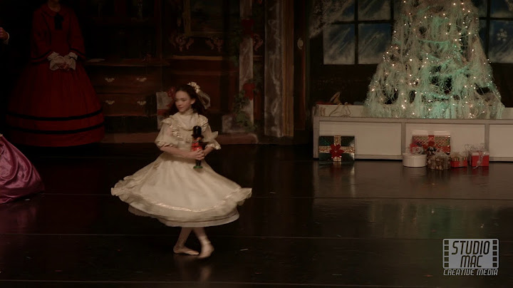 Nutcracker: Clara's Solo from Virginia Youth Ballet