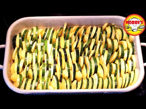 In diesem video zeige ich euch ein leckeres Gemüseauflauf mit Hackfleisch, ich habe Auberginen, Kart. 