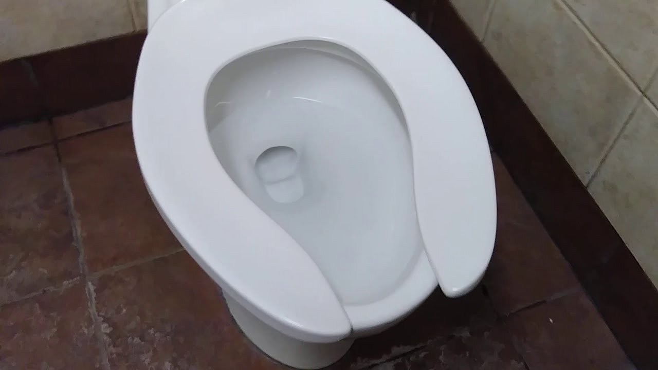 Bathroom tour American Standard urinal and American Standard Everclean