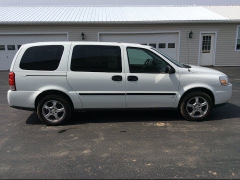 2007-chevrolet-uplander-minivan