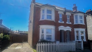 THREE BEDROOM SEMI DETACHED HOUSE WITH NO ONWARD CHAIN!