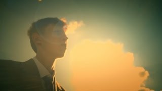 Video voorbeeld van "King Krule - Easy Easy (Official Video)"