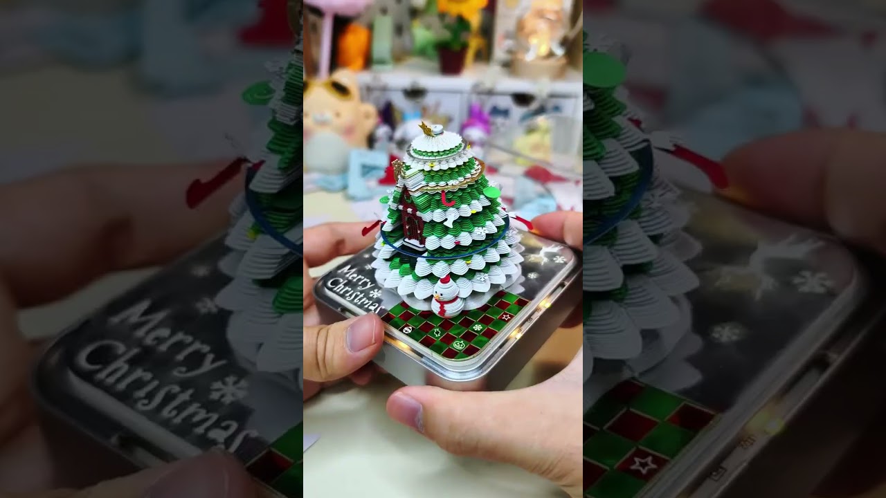 Рождество уже близко 🎄 Удивите своих близких 3D-календарём-блокнотом! 