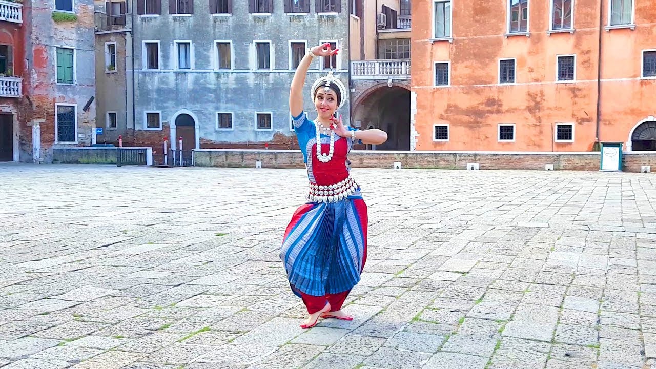 Morning Odissi dance practice in Venice Italy  Shankaravaranam Pallavi