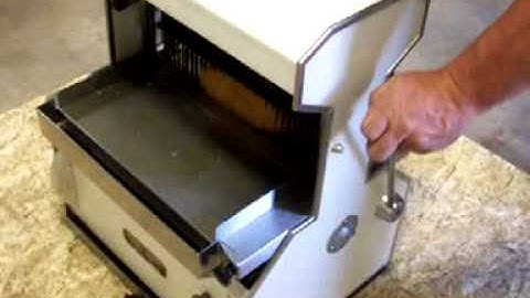 Oliver 777 Saftey Bread Slicer