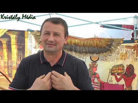 Jurácsik László kardkészítő mester