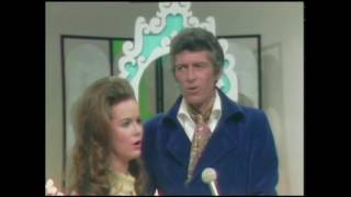 Video thumbnail of "Jeannie C. Riley & Del Reeves ~ Just Someone I Used To Know"