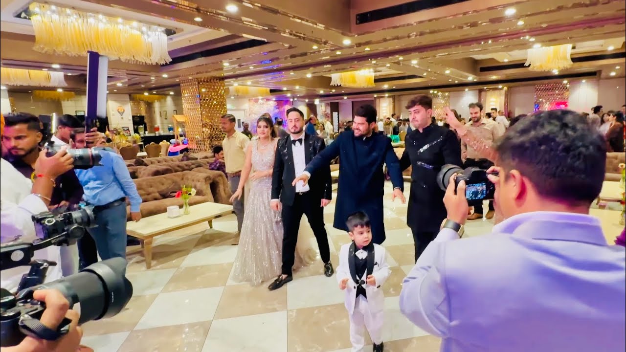 The Ritz banquet in Moti Nagar, Delhi Sagan vlog