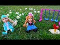 Elsa and Anna toddlers spring picnic