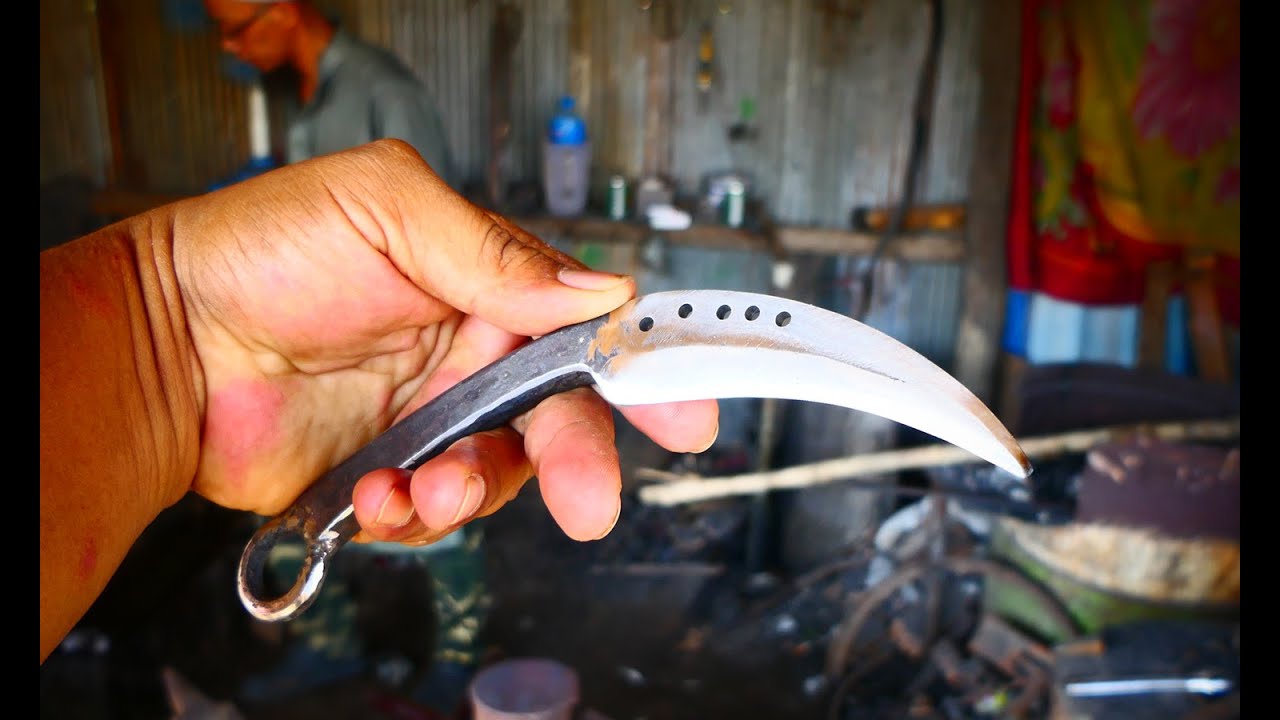 How To A Karambit Knife YouTube